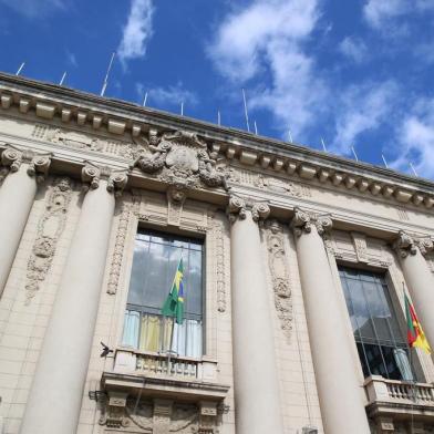  PORTO ALEGRE, RS, BRASIL,  16-05-2018. Fotos atualizadas das fachadas do Palácio Piratini (FOTO), da Assembleia Legislativa e do Tribunal de Justiça do Estado. (FERNANDO GOMES/AGÊNCIA RBS)