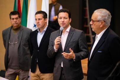 Porto Alegre, RS 21/06/2018Assinatura do termo de cooperação entre Prefeitura e Câmara de Vereadores para montagem cênica Fotos: Cesar Lopes/ PMPA