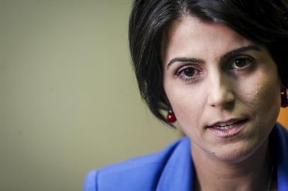  PORTO ALEGRE, RS, BRASIL, 14-05-2018: A deputada estadual Manuela DÁvila (PCdoB) concede entrevista sobre candidatura à presidência no gabinete que ocupa na Assembleia Legislativa do RS. (Foto: Mateus Bruxel / Agência RBS)