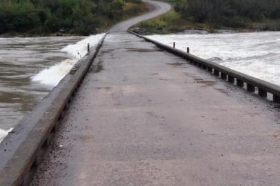 Ponte entre Cotiporã e Bento Gonçalves está interditada 