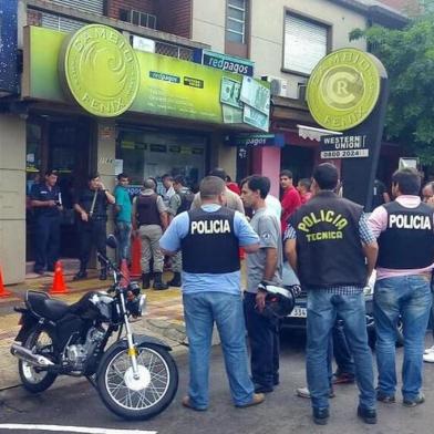  RIVERA, URUGUAI - Casa de câmbio Fênix, na Avenida 33, em Rivera, foi atacada por assaltantes brasileiros. Quatro criminosos de facção de Porto Alegre são os autores do crime.