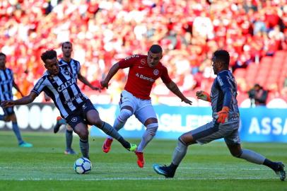  PORTO ALEGRE, RS, BRASIL, 29-07-2018. Jogo entre Inter e Botafogo no Beira-Rio pelo Campeonato Brasileiro. (LAURO ALVES/AGÊNCIA RBS)