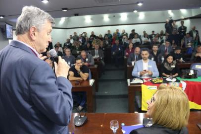 Luis Carlos Heinze na convenção do PSL