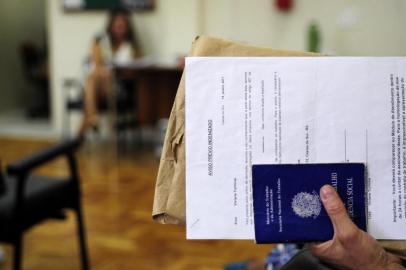  CAXIAS DO SUL, RS, BRASIL, 08/02/2017 - Matéria sobre desemprego. NA FOTO: sala de rescisões no Sindicato dos Metalúrgicos.  (Marcelo Casagrande/Agência RBS)