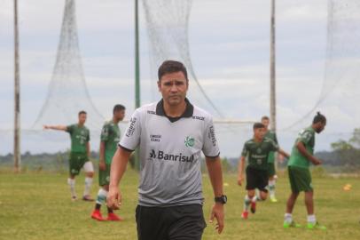  CAXIAS DO SUL, RS, BRASIL (29/12/2017). Técnico Itaqui comanda o Juventude Sub 20 na Copa São Paulo. (Roni Rigon/Pioneiro).