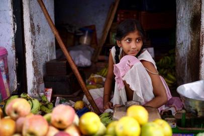 Exposição Ganga, do fotógrafo Diego Alvares, com fotos de Varanasi (Índia).