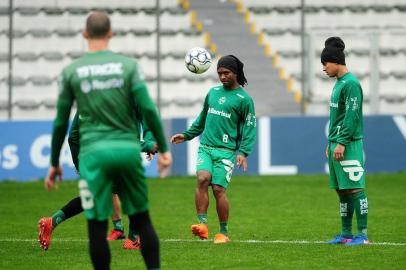  CAXIAS DO SUL, RS, BRASIL, 23/07/2018. Treino do Juventude no Estádio Alfredo Jaconi, antes da partida contra a Ponte Preta.  Na foto, o atacante Caio Rangel (Diogo Sallaberry/Agência RBS)