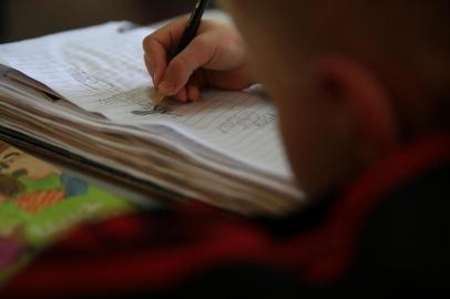 CENTENÁRIO, RS, BRASIL,23-09-2015 : Educação pública em Centenário, no Noroeste do Estado, que tem alguns dos melhores índices de alfabetização no Rio Grande do Sul em todas as áreas avaliadas na última prova do MEC: leitura, escrita e matemática. (Foto: CARLOS MACEDO/Agência RBS)