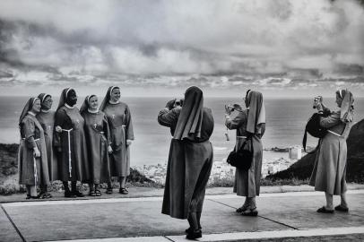  CAXIAS DO SUL - RS/BR 17.07.2018A foto As Freirinhas do fotógrafo João Carlos Lebrão que é do fotoclube, Associação dos Fotógrafos Fototech, foi a vencedora da  XXX Bienal de Arte Fotográfica Brasileira em Preto e Branco, realizada em caxias do Sul.FOTÓGRAFO: Reprodução AGÊNCIARBSIndexador: MRM