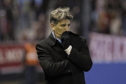  Brazil's Gremio coach Renato Gaucho gestures during their Copa Libertadores round of sixteen first leg football match against Argentina's Estudiantes de La Plata at Centenario Ciudad de Quilmes stadium in Quilmes, Buenos Aires on August 7, 2018.   / AFP PHOTO / JAVIER GONZALEZ TOLEDOEditoria: SPOLocal: QuilmesIndexador: JAVIER GONZALEZ TOLEDOSecao: soccerFonte: AFPFotógrafo: STR