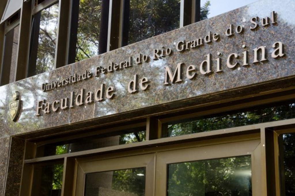 Copa Medicina E Segurança Do Trabalho Campo Grande - Trabalhador Esforçado