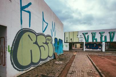  PORTO ALEGRE, RS, BRASIL, 10/08/2018 : O CEU da Lomba do Pinheiro estava previsto para ser entregue nesse mês, mas, segundo a prefeitura recém vai entrar em licitação.. (Omar Freitas/Agência RBS)