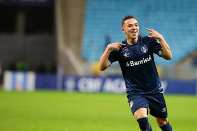  PORTO ALEGRE, RS, BRASIL, 12-08-2018. Grêmio enfrenta o Vitória na Arena pelo Campeonato Brasileiro. (LAURO ALVES/AGÊNCIA RBS)