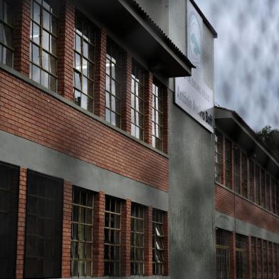 CAXIAS DO SUL, RS, BRASIL, 08/08/2018 - Comunidade escolar da Escola Estadual de Ensino Médio Antônio Avelino Boff, no distrito Fazenda Souza, interior de Caxias do Sul, espera por definição sobre o destino da equipe diretiva da instituição.(Marcelo Casagrande/Agência RBS)