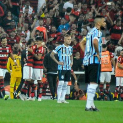 FLAMENGO X GREMIORJ - FLAMENGO/GREMIO - GERAL - Durante Flamengo x Grêmio, partida válida pelas quartas de final da Copa do Brasil, realizada no estádio do Maracanã, Rio de Janeiro, RJ, nesta quarta-feira (15). 15/08/2018 - Foto: NAYRA HALM/FOTOARENA/FOTOARENA/ESTADÃO CONTEÚDOEditoria: GERALLocal: RIO DE JANEIROIndexador: NAYRA HALMFonte: 1587208Fotógrafo: FOTOARENA