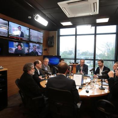  PORTO ALEGRE, RS, BRASIL - 16/08/2018 - Debate na Rádio Gaúcha nesta quinta-feira. (Fernando Gomes/Agência RBS)