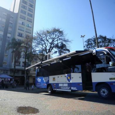  CAXIAS DO SUL, RS, 16/08/2018Ônibus da Guarda Municipal volta à Praça Dante Alighieri. (Felipe Nyland/Agência RBS)