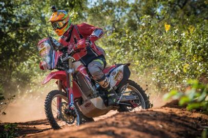  Principal desafio do calendário off-road nacional, o Rally dos Sertões inicia neste sábado, em Goiânia (GO). Piloto caxiense Gregório Caselani é um dos favoritos ao título.