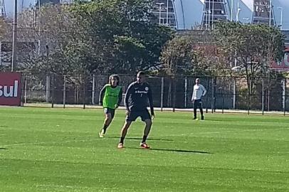 Guerrero faz primeiro treino com bola