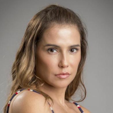 Cap 3 - Cena 16 - Karola ( Deborah Secco )