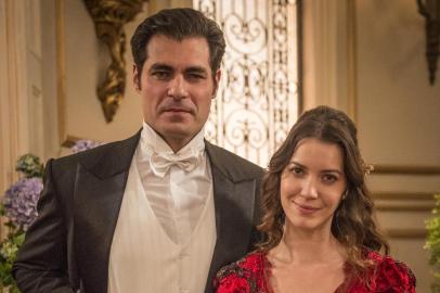 orgulho e paixão, Elisabeta (Nathalia Dill) e Darcy (Thiago Lacerda)  