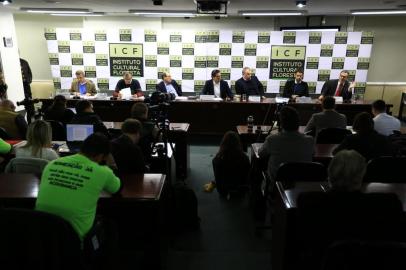  PORTO ALEGRE, RS, BRASIL, 21-08-2018. Instituto Cultural Floresta promove debate com os candidatos aos governo do Esatdo sobre Segurança no Planarinho da Assembleia Legislativa. (JEFFERSON BOTEGA/AGÊNCIA RBS)