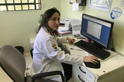 A médica cubana Mayuli Ávila Peres, 35 anos, participa do Mais Médicos em Porto Alegre, na Unidade de Saúde Santa Maria, no bairro Rubem Berta, região humilde da cidade. 
