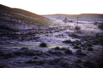 Vacaria, na Serra, teve geada na madrugada desta segunda-feira.