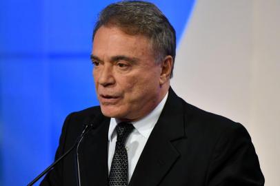 Brazilian presidential candidate Alvaro Dias (Podemos), speaks during the second presidential debate ahead of the October 7 general election, at Rede TV television network in Sao Paulo, Brazil, on August 17, 2018.  / AFP PHOTO / NELSON ALMEIDA