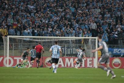  PORTO ALEGRE, RS, BRASIL, 28-08-2018. Grêmio enfrenta em jogo de volta o Estudiantes pela Libertadores da América na Arena. (ANDRÉ ÁVILA/AGÊNCIA RBS)