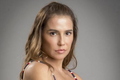 Cap 3 - Cena 16 - Karola ( Deborah Secco )