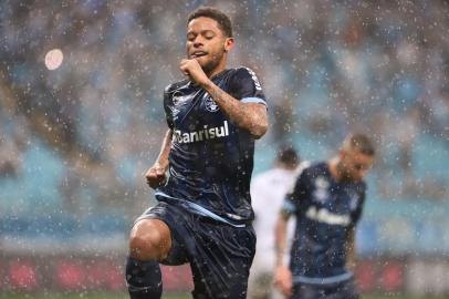  PORTO ALEGRE, RS, BRASIL. 01/09/2018. Na Arena, Grêmio e Botafogo se enfrentam neste sábado (1/9), às 16h, em jogo válido pela 22ª rodada do Brasileirão.  (Foto: Carlos Macedo/Agência RBS)