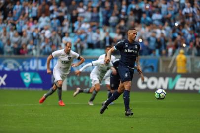  PORTO ALEGRE, RS, BRASIL. 01/09/2018. Na Arena, Grêmio e Botafogo se enfrentam neste sábado (1/9), às 16h, em jogo válido pela 22ª rodada do Brasileirão.  (Foto: Carlos Macedo/Agência RBS)