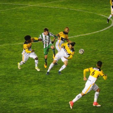  CAXIAS DO SUL, RS, BRASIL 05/06/2018. Juventude x Criciúma, jogo válido pela 25ª rodada da série B do Campeonato Brasileiro e realizado no estádio Alfredo Jaconi. (Lucas Amorelli/Agência RBS)