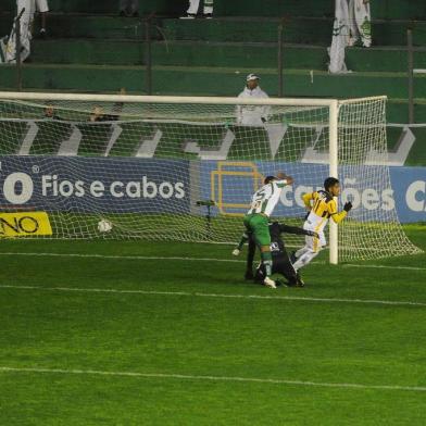  CAXIAS DO SUL, RS, BRASIL, ,04/09/2018CAXIAS DO SUL, RS, BRASIL 05/06/2018. Juventude x Criciúma, jogo válido pela 25ª rodada da série B do Campeonato Brasileiro e realizado no estádio Alfredo Jaconi. (Lucas Amorelli/Agência RBS)