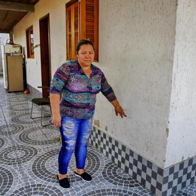  PORTO ALEGRE, RS, BRASIL 14/08/2018 - Cinco anos do rompimento do dique do bairro Sarandi - Marlene Alves dos Santos, 50 anos. (FOTO: ROBINSON ESTRÁSULAS/AGÊNCIA RBS)