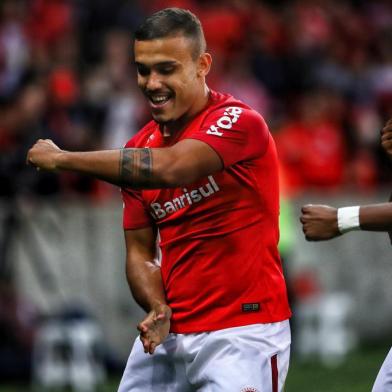  PORTO ALEGRE, RS, BRASIL, 05-09-2018. Inter enfrenta o Flamengo no Beira-Rio pelo Campeonato Brasileiro. (CARLOS MACEDO/AGÊNCIA RBS)Indexador: Carlos Macedo