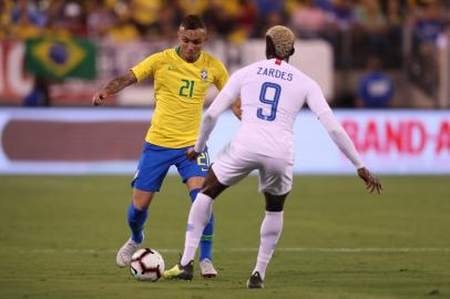 Everton entrou no jogo entre Brasil x Estados Unidos