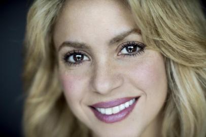 SHAKIRA-PARELES-LSPR-060617Colombian songwriter and pop star Shakira in New York, May 16, 2017. Not long ago, Shakira didnât know if she would ever make another album. âI was full of doubts, and I thought I was never going to make good music again,â she said. But the songs in Spanish on her new album âEl Doradoâ seems to have brought back her playfulness, and the track âChantajeâ already has 1.5 billion streams. (Chad Batka/The New York Times)Editoria: ELocal: NEW YORKIndexador: CHAD BATKAFonte: NYTNSFotógrafo: STR