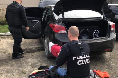 Agente penitenciário é preso suspeito de facilitar entrada de drogas no presídio de Osório 