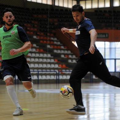  CARLOS BARBOSA, RS, BRASIL 14/08/2018ACBF treina em seu ginásio antes de embarcar para o Mundial de Futsal  que será disputado na Tailandia. (Felipe Nyland/Agência RBS)