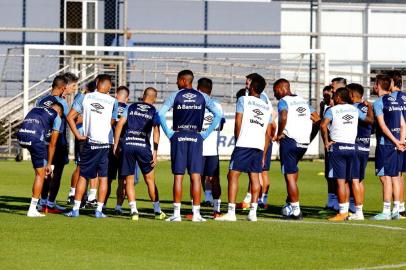  PORTO ALEGRE, RS, BRASIL, 12-09-2018. Grêmio treina no CT Luiz Carvalho. (ROBINSOB ESTRÁSULAS/AGÊNCIA RBS)