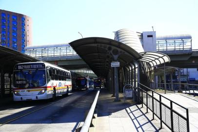 PORTO ALEGRE, RS, BRASIL, 12-09-2018: Estação Benjamin. Situação de terminais de ônibus de Porto Alegre. (Foto: Mateus Bruxel / Agência RBS)