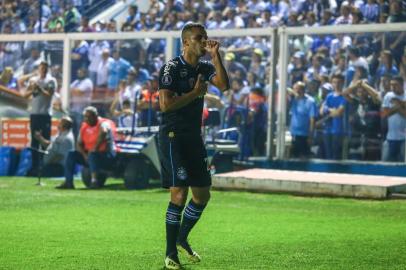 Gremio x Atletico TucumanRS - FUTEBOL/CONMEBOL LIBERTADORES 2018 /GREMIO X ATLÃTICO TUCUMAN - ESPORTES - Lance da partida entre Gremio e Atletico Tucuman disputada na noite desta terca-feira, no Estadio Jose Fierro, em Tucuman, valida pela Conmebol Libertadores 2018. FOTO: LUCAS UEBEL/GREMIO FBPAEditoria: SPOIndexador: Lucas UebelSecao: futebolFonte: Gremio.netFotógrafo: Gremio x Atletico Tucuman