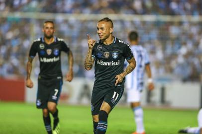 Gremio x Atletico TucumanRS - FUTEBOL/CONMEBOL LIBERTADORES 2018 /GREMIO X ATLÃTICO TUCUMAN - ESPORTES - Lance da partida entre Gremio e Atletico Tucuman disputada na noite desta terca-feira, no Estadio Jose Fierro, em Tucuman, valida pela Conmebol Libertadores 2018. FOTO: LUCAS UEBEL/GREMIO FBPAEditoria: SPOIndexador: Lucas UebelSecao: futebolFonte: Gremio.netFotógrafo: Gremio x Atletico Tucuman