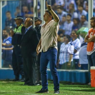 Gremio x Atletico TucumanRS - FUTEBOL/CONMEBOL LIBERTADORES 2018 /GREMIO X ATLÃTICO TUCUMAN - ESPORTES - Lance da partida entre Gremio e Atletico Tucuman disputada na noite desta terca-feira, no Estadio Jose Fierro, em Tucuman, valida pela Conmebol Libertadores 2018. FOTO: LUCAS UEBEL/GREMIO FBPAEditoria: SPOIndexador: Lucas UebelSecao: futebolFonte: Gremio.netFotógrafo: Gremio x Atletico Tucuman