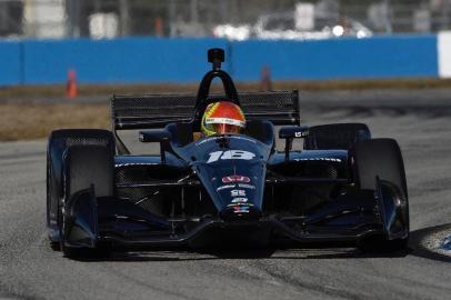 O Brasil terá mais um representante na Indy na temporada 2018: o piloto Pietro Fittipaldi foi contratado pela equipe Dale Coyne para disputar sete provas do campeonato deste ano, incluindo as 500 Milhas de Indianápolis, onde seu avô, Emerson Fittipaldi, fez história ao ser o primeiro brasileiro a vencer a corrida mais famosa do mundo.