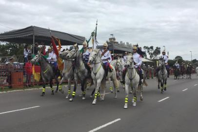 desfile de 20 de setembro