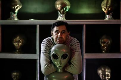  ITAARA, RS, BRASIL, 01-08-2018: Museu Internacional de Ufologia, História e Ciência ¿Victor Mostajo¿, distante 15km de Santa Maria. A principal atração é a seção de ufologia. Hernán Mostajo é seu idealizador. O Museu tem mais de 15 anos de existência e já recebeu mais de meio milhão de visitantes, destacando-se como um dos Museus mais visitados do RS e um dos principais Museus do Brasil, conforme registro no IBRAM. (CARLOS MACEDO/ AGÊNCIA RBS)Indexador: Carlos Macedo