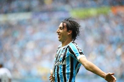 Pedro Geromel comemora gol marcado pelo Grêmio diante do Ceará pela 26º rodada do Brasileirão